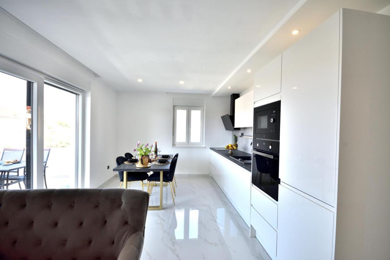 Apartman Villa Marina Vodice Esterno foto